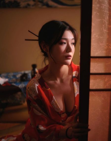 愈堕落愈英雄_爱奇艺VIP神马影院手机在线